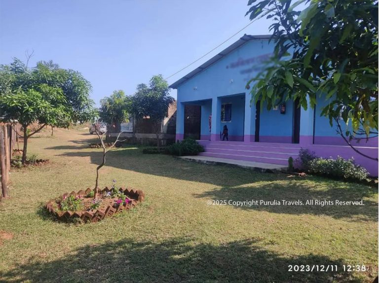 Banabilash-homestay-outdoor-2